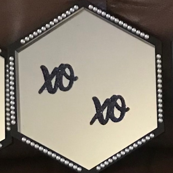 Set of three mirrors with glittered pop art accents - Picture 3 of 4